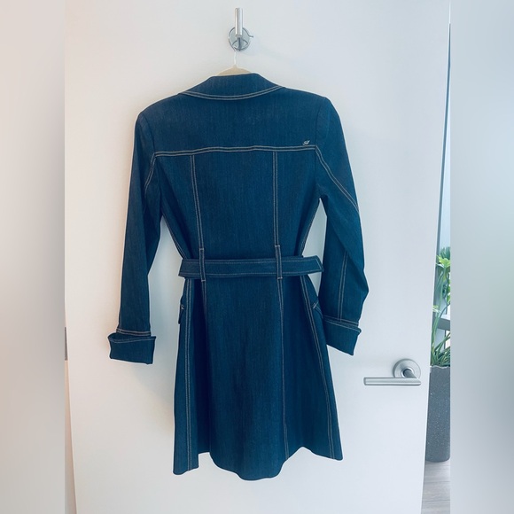 Cinq a Sept Evie Belted Denim Mini Dress - Size 4 - Picture 7 of 14